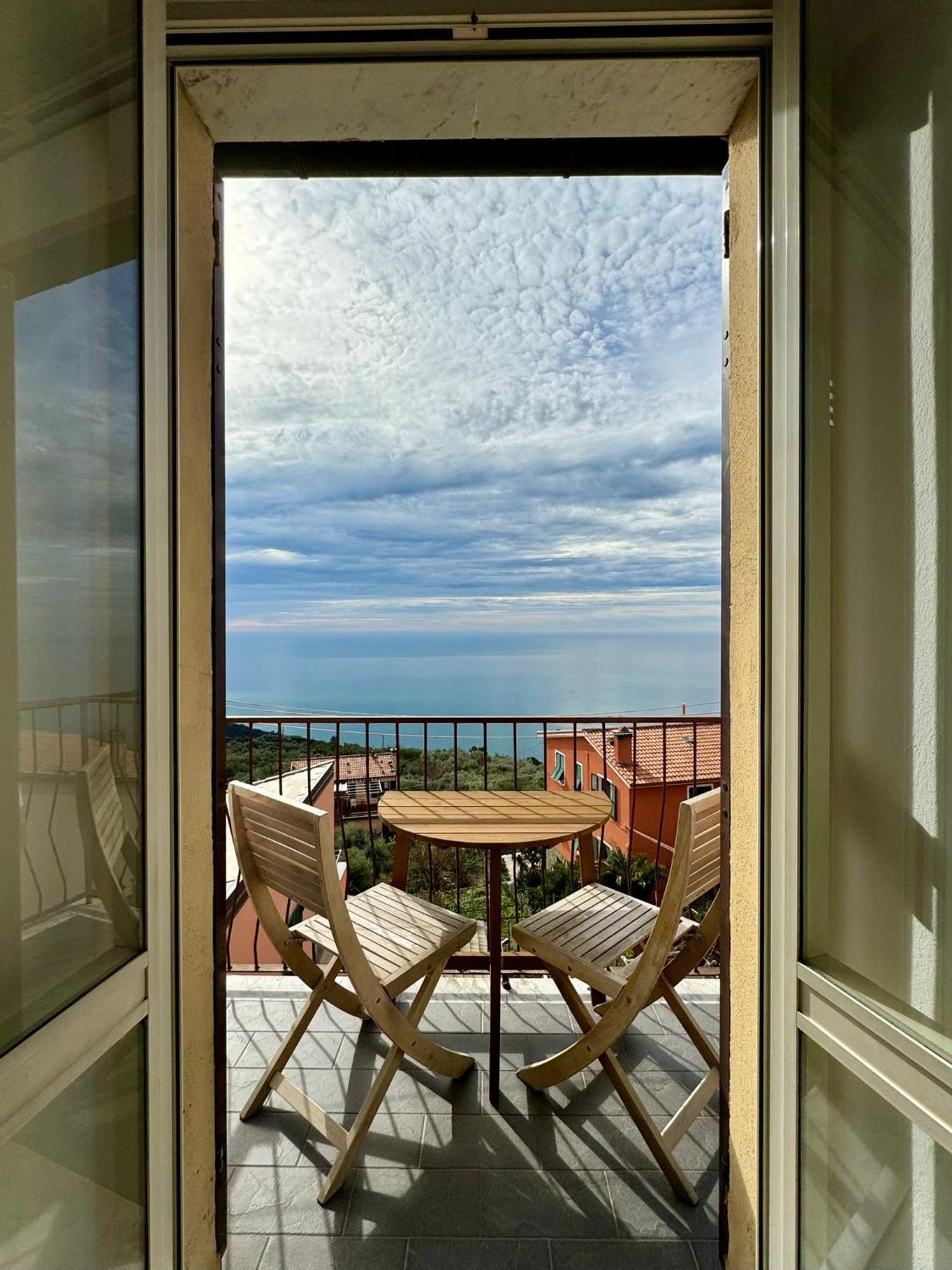 Creuza De Cinque Terre Apartment Volastra Bagian luar foto