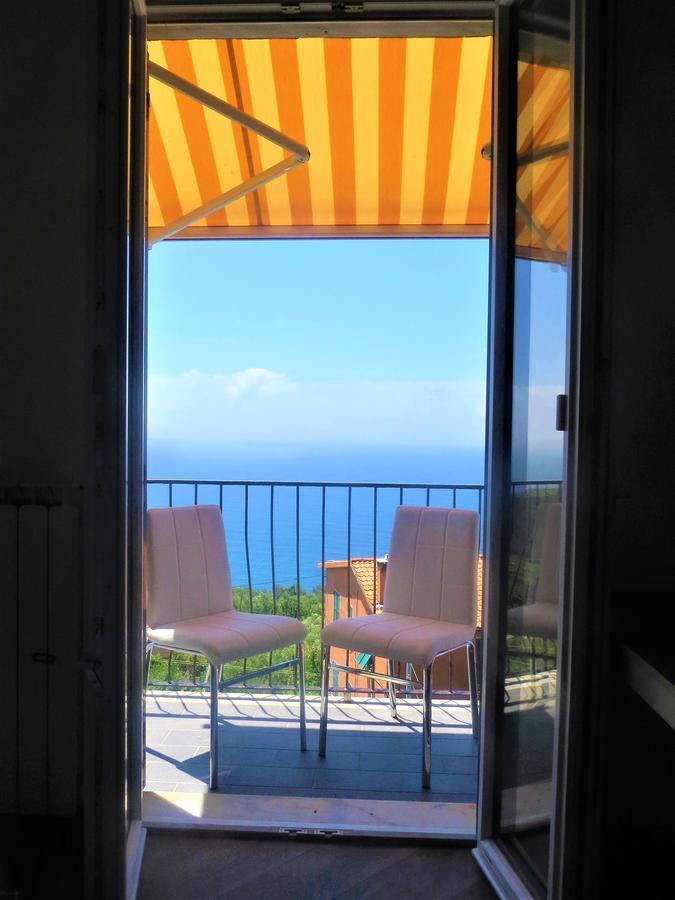 Creuza De Cinque Terre Apartment Volastra Bagian luar foto