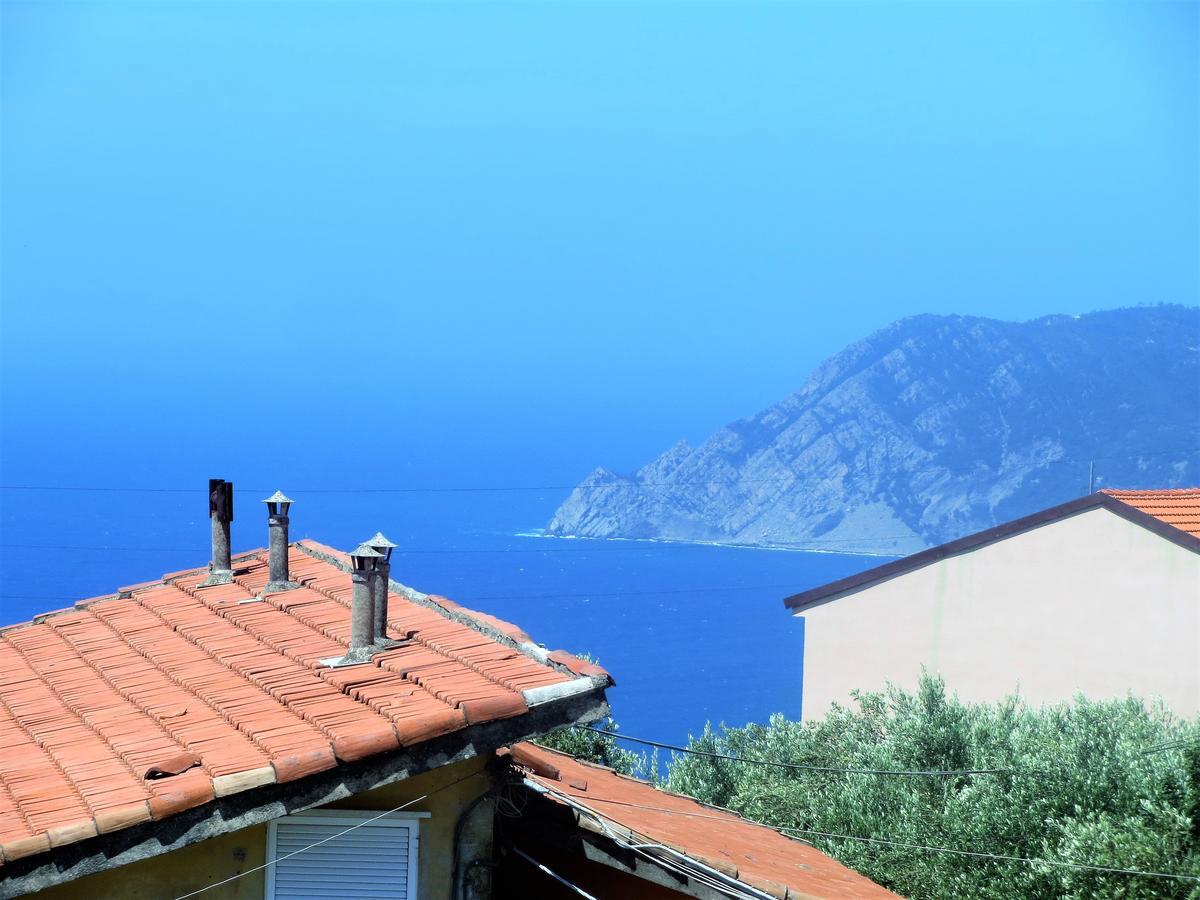 Creuza De Cinque Terre Apartment Volastra Bagian luar foto