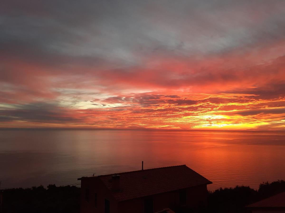 Creuza De Cinque Terre Apartment Volastra Bagian luar foto